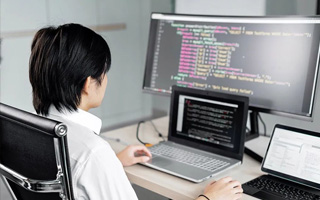  ,for属于php关键字么？